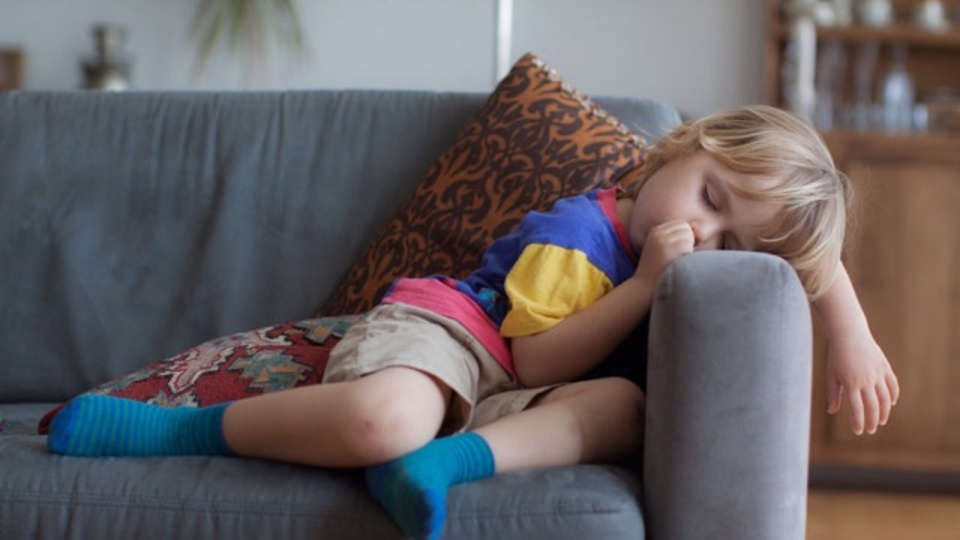 専門家がすすめる「子どもの健康に必要な睡眠の量」