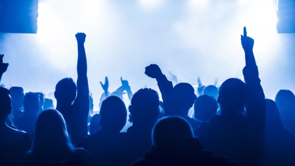 音楽が仕事に役立つかもしれない科学的な理由