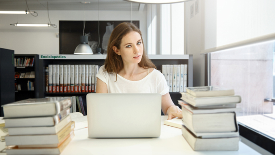 成功と成長のために勉強の時間を取る「5時間ルール」とは?