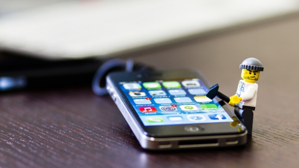 「iPhone」を今すぐ「iOS 9.3.5」にアップデートすべき理由