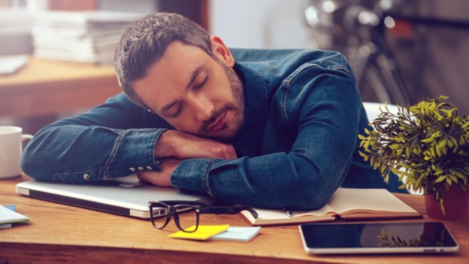 アイデアは寝かせよ。創造性を生み出す5つのステップ
