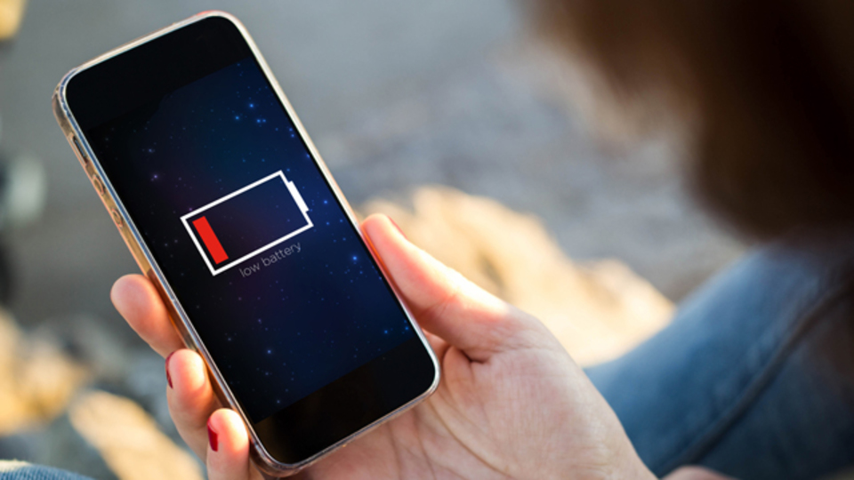 スマホのバッテリー使用量で、あなたの人間性がわかる?