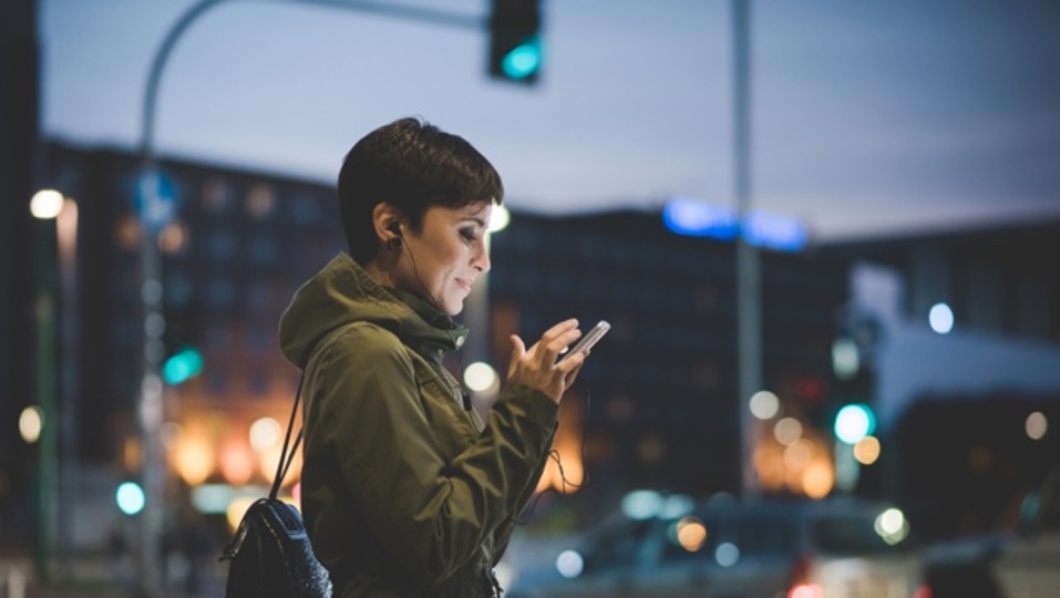 Facebook中毒にならないために知っておきたい3つの質問