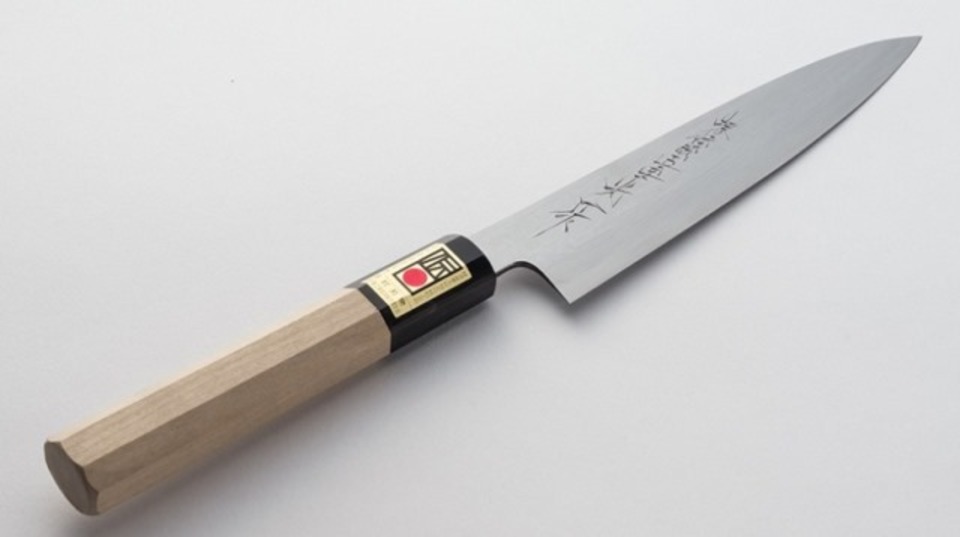 人のお祝いに、自分のお祝いに。道を切り開くペティナイフ