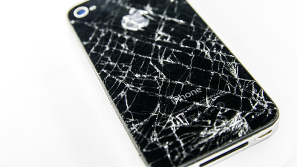 手持ちのiPhoneを新モデル発表後に壊してしまう、「アップグレード効果」の存在が確認される