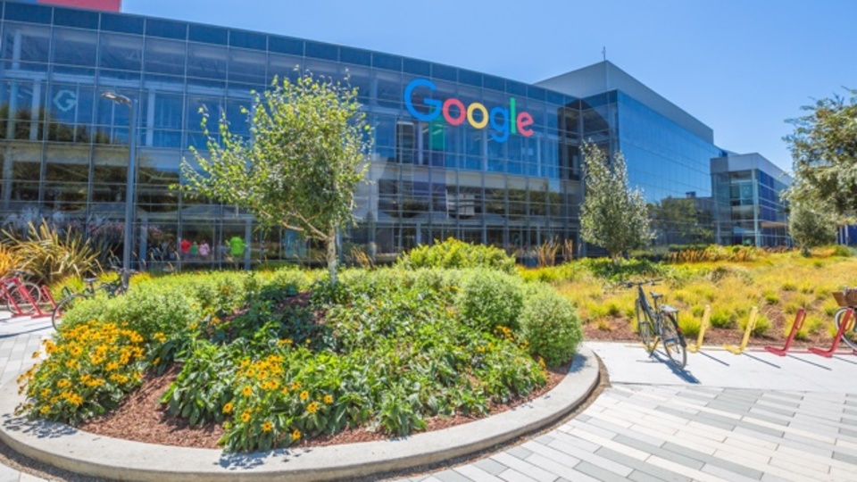 Googleの秘密主義は、社是「邪悪になるな」にそぐわない