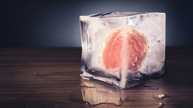 人間は冷凍保存後に生き返ることができるか