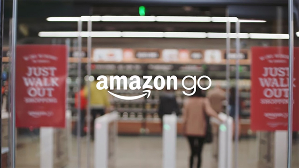 「Amazon Go」なら、最少3人で大型スーパーの運営が可能?