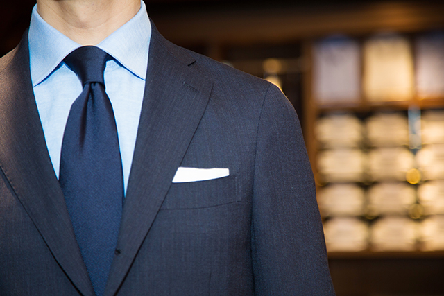 difference_order_suit8.jpg