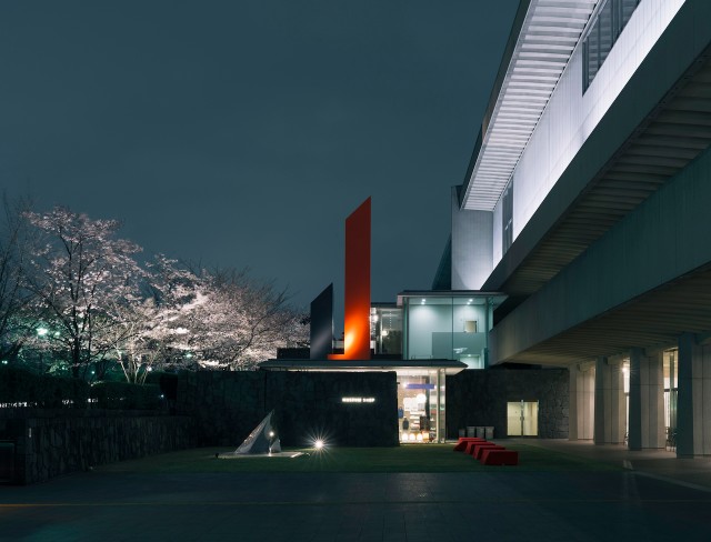 07_museums_in_spring.jpg