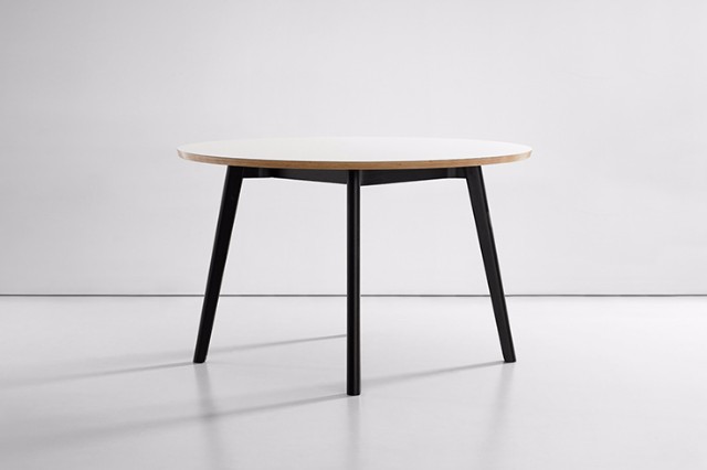 170309_roomie_solem_table_3.jpg