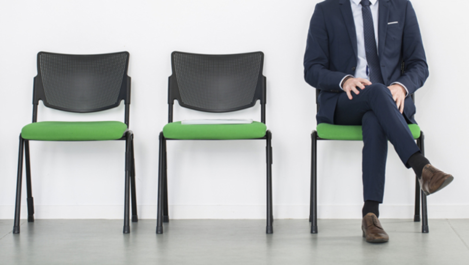 「最初に入る会社」で人生は決まらない