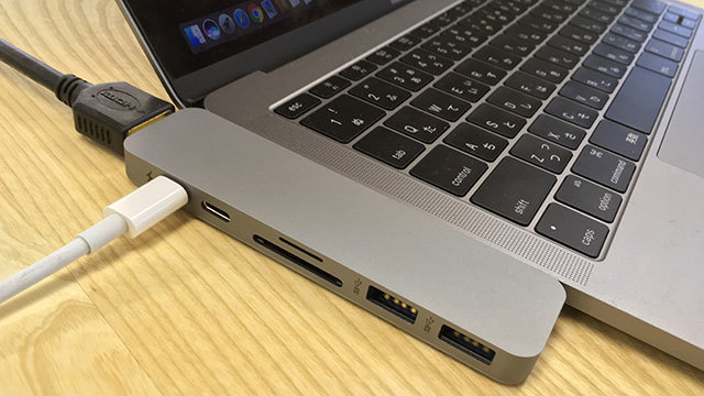 新MacBook Proのポートを旧Pro並みに充実させるモバイル用ハブ【今日のライフハックツール】