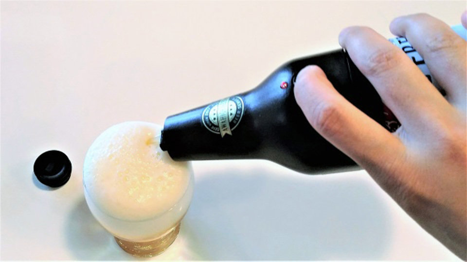 超音波でビールの泡をきめ細やかにしてくれるサーバー【今日のライフハックツール】