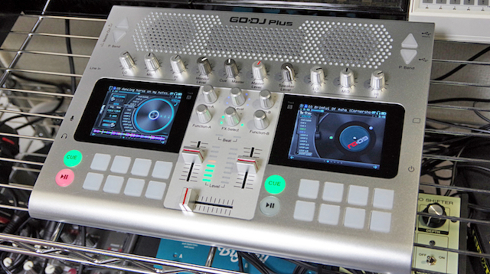 「GODJ Plus」が教えてくれたDJの面白さ&ポータブルの喜び&ツマミの楽しさ