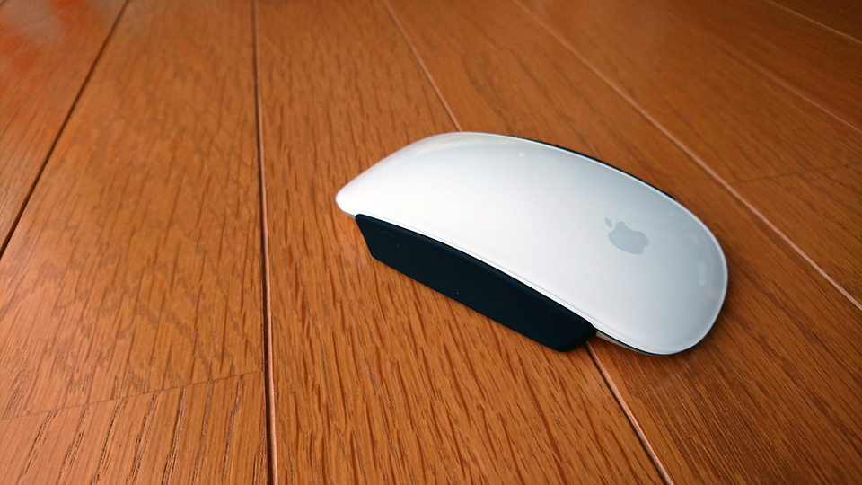 AppleのMagic Mouseが持ちやすくなるパッド【今日のライフハックツール】