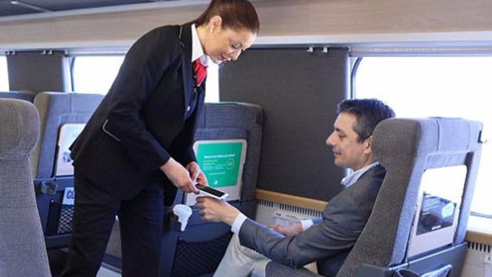 「体内Suica」で乗り放題! スウェーデンの鉄道が新システムを導入