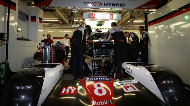 toyota02_lemans_11