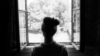 夫を亡くした後、職場復帰に最も助けとなったのは、上司がしてくれたある1つのこと