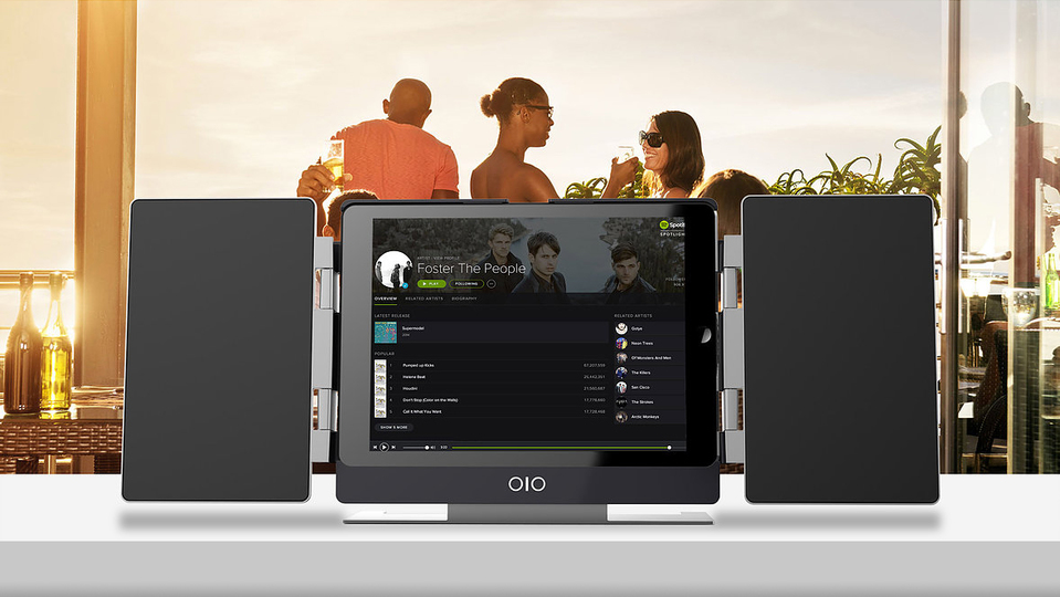 iPadで動画や音楽を味わい尽くすためのケース【今日のライフハックツール】