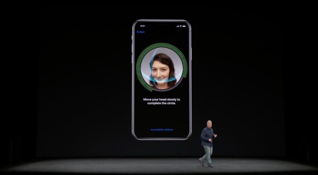 ホームボタンレスiPhone Xのロック解除は顔認証「Face ID」