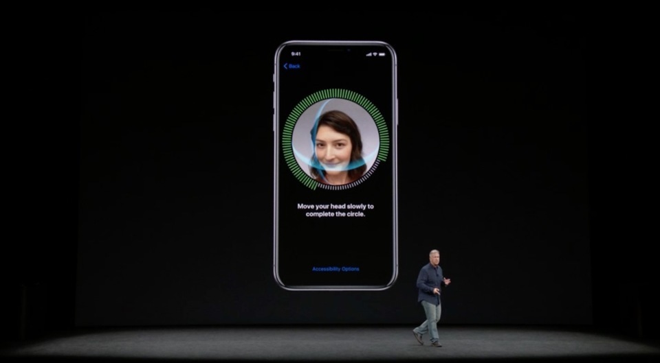 ホームボタンレスiPhone Xのロック解除は顔認証「Face ID」