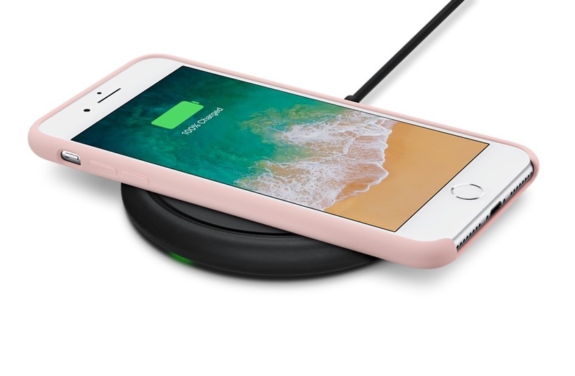 新型iPhoneにあわせ、対応アクセサリもぞくぞく登場です