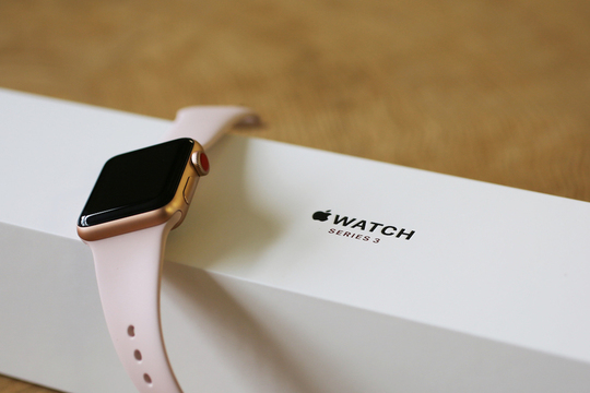 可能性、広がっちゃう? 「Apple Watch Series 3(GPS + Cellular)モデル」、アンボックスですよ!