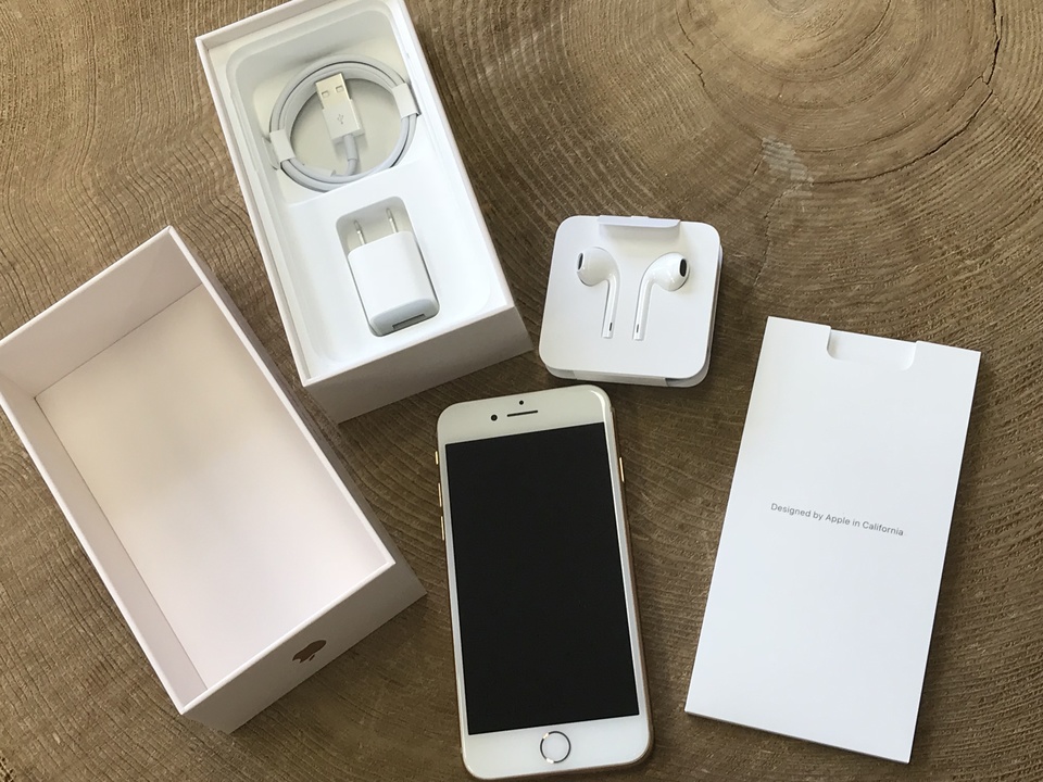 170922iPhone8unbox-03