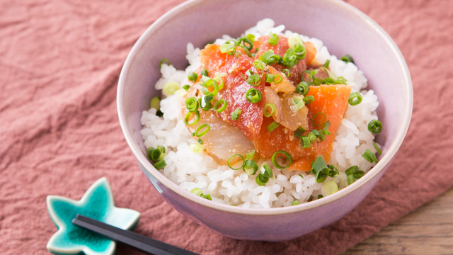 新米を素早くおいしく食べる! 1分でできる簡単メニュー「丼ぶり」3種