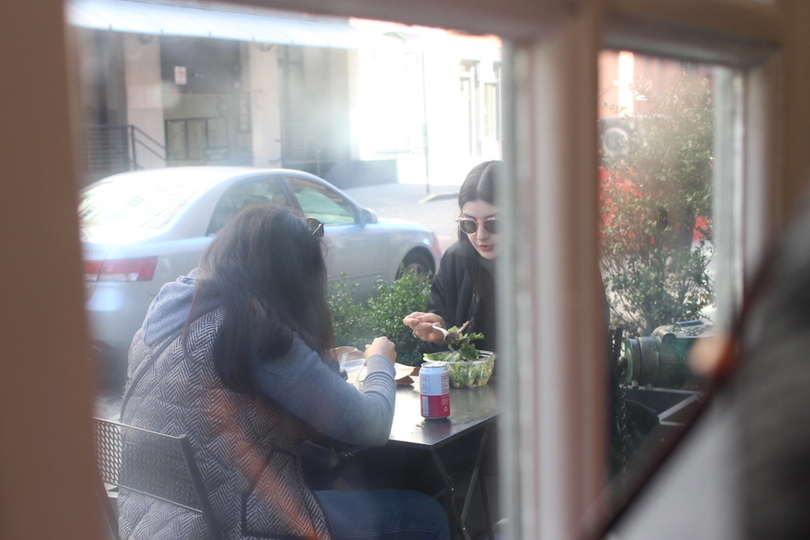 ニューヨークのビジネスマンに人気のサラダランチはおいしいだけでなく、仕事の効率もアップする