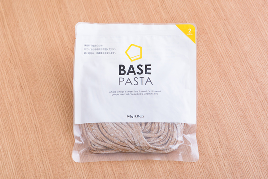 包丁要らずでお店の味に「完全栄養食 BASE PASTAのつけ麺」