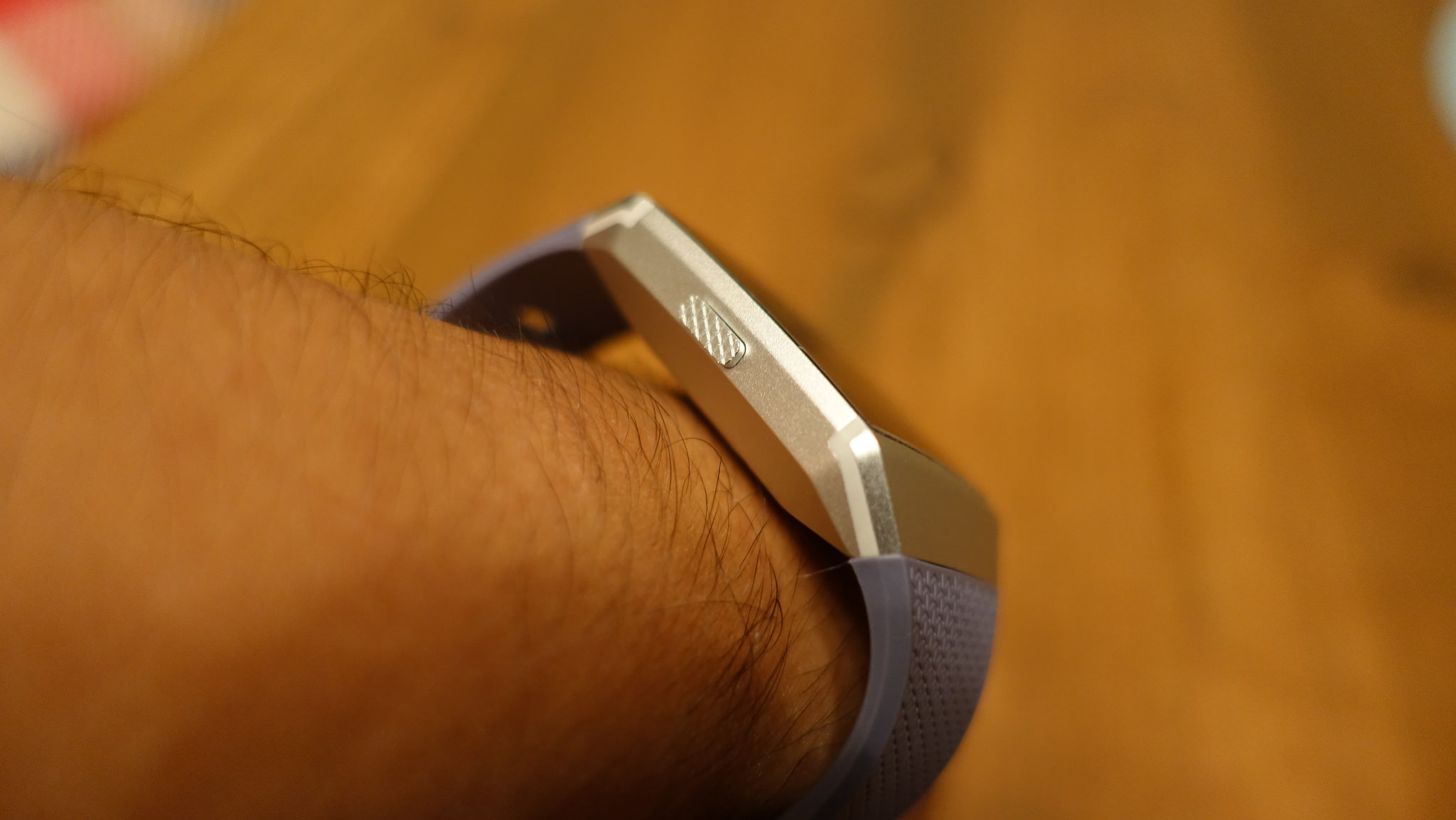 fitbit  ionic 新品未使用  Lサイズ 20180111121718_907_.jpg