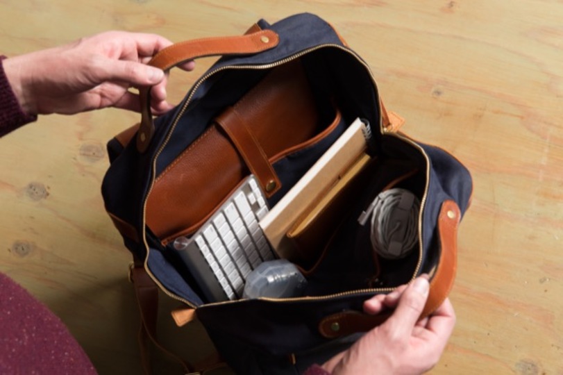 ビジネスシーンで活躍する多機能バックパック「Modern Day Briefcase」