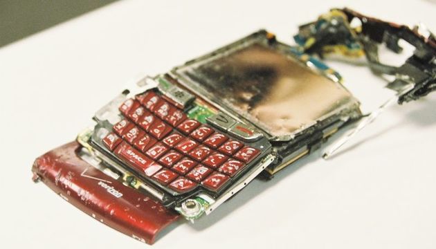スマホのバッテリーが発火した時の対処法