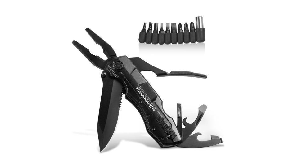 アウトドアの必需品。いつもポケットにRAVPowerの多機能ナイフを