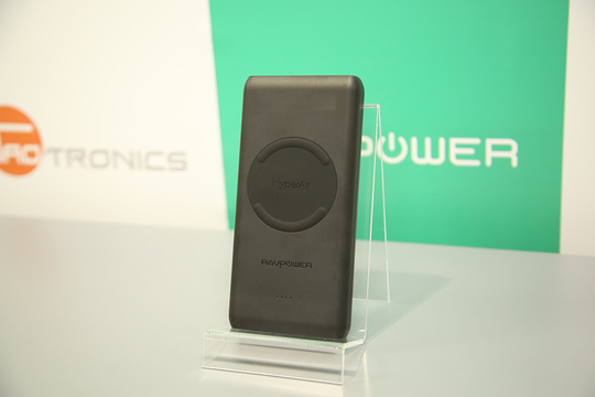 iPhoneにもAndroidにも! RAVPowerが新たなワイヤレス充電器3つを発表
