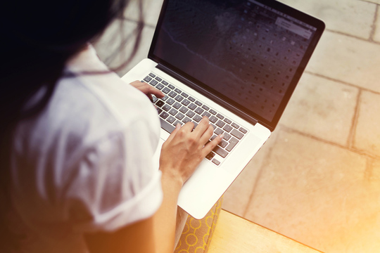 サードパーティーアプリが簡単にMacをスパイできる脆弱性が報告される