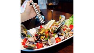 ポチッとな。ズボラさんも使いたくなる「ペッパーミル」は、親指を動かすだけ