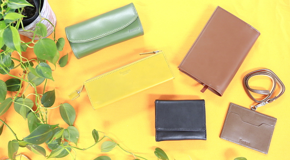 【読者限定で10%オフ】レザーのペンケースやお財布をお手頃価格で。新生活に合わせて使いたいブースターズの革小物まとめ