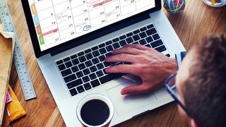 査定や昇給交渉を有利に進めるために、前もって準備したいこと