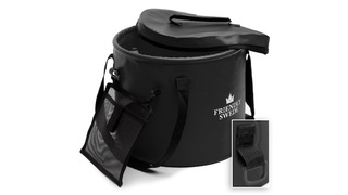 アウトドアや非常用にも。北欧発のポータブルバケツ 「The Friendly Swede」