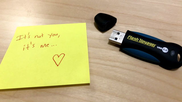 なぜ? USBが認識されない原因と対策