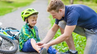 子どものケガは「4つの心得」で冷静に対処しよう
