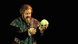 舞台で演じることから学ぶ｢共感力｣を身に着けるための方法