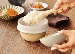 ツヤツヤの白飯を気軽に楽しめるプチ土鍋「kamacco」。蓋も有効活用できる一人暮らしの味方