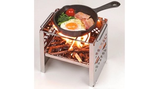 ソロキャンプにも。持ち運び簡単なポータブルコンロで「ひとり焼肉」を満喫しない?