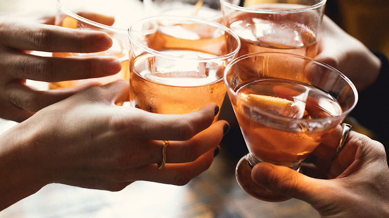 新しい友だちをつくるには90時間必要 親友になるには 研究結果 ライフハッカー 日本版