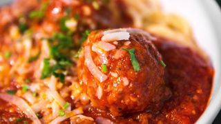 隠し味教えちゃいます。一味足りないトマトソースをおいしくする方法