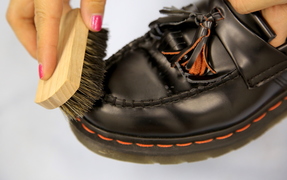 【読者限定セールを開催！】足元汚れていない？ ビジネスパーソンなら持っておくべき初心者シューケアセットまとめ